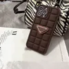 Ontwerpers iPhone hoesje chocolade schildpad draagketting 14pro max / 12 13 11 mobiele telefoon hoesjes volledig pakket X xsmax mannen en vrouwen 0U8D