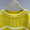 53 2022 Runway Summer Brand Samma stil T-shirt Rundhals långärmad tröja damtröjor meiyi