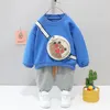 Set di abbigliamento ragazzo outfit primaverili ragazze set infantili nati abiti per bambini bambini costume lettere tracce di sede dei pantaloni 121 s