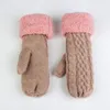 5本の指の手袋ファッションソリッドモヘアカシミア冬の女性温かい厚い羊ウールニットツイストミトンレディースミテインレインフェム