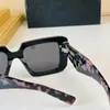 Retro svart lila rosa solglasögon turkos för woemen män designer spr23y utomhus acetat fyrkantiga solglasögon klassiska vintage mal320p
