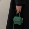 Mini petit sac femelle 2022 nouvelle mode tendance rétro sac carré portable rouge à lèvres Niche Messenger All-match Messenger