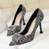 الكعبون الكعوب أحذية حفل الزفاف مضخات النساء Zapatos Fiesta Mujer Elegante Scarpe Eleganti Donna Woman High Heels Tacones