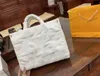 럭셔리 버블 그램 토트 : 모노그램의 empreinte 가죽 가방