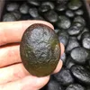 Dekorativa objekt Figurer 20-25G Moldavite tjeckisk meteorit Impact Glass Naturlig grov stenkristallenergi Stonedecorative