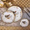 Diskplattor Middag Luxury War Horse Bone China Nrowing Set Royal Feast Porcelain Western Plate Dish Home Decoration Wedding254p