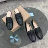 Designer skor gianvit ross toppkvalitet svart slät läder klänningskor lägenheter kvinnor bekväma platt klack rund tår klassiska spännskor baotou tofflor skor