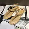 2022 Luxury Sandals Designer Slippers Brand Slide Flip Flops äkta läder Kvinnor Casual Shoes Sneakers Trainer av Bagshoe1978 110