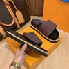 풀 베개 여성 슬리퍼 남자 디자이너 샌들 비치 슬라이드 컴포트 신발 섹시한 숙녀 플립 플롭 스커프 신발 원래 상자 크기 35-45
