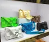 علامات تجارية نايلون منسوجة أكياس كروس للنساء مصممة مربعة حقيبة الكتف الأزياء حقائب اليدين والمحافظ