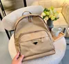 Moda Backpack Mulheres Bolsas de ombro da cadeia Crossbody Lady Backpacks School Bag Nylon Mini Gilrl Bolsas fofas com caixa