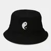 Berets Punk Yin Yang Print Paar Eimer Hut Outdoor Reise Kappen Chic Casual Sonne Kappe Hüte Für Frauen Teenager Haar zubehör 2022