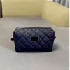 Fashion Makeup Bag Classic Quilted Black Color Cosmetic Case Vintage Party Clutch Bag217s