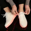 Boyut 2746 Yetişkin Unisex Womensmenler 7 Renk Kid Luminous Spor Sakinleri Parlayan USB Ücreti Erkekler Led Ayakkabı Kız Ayakkabı Led Terlik 220805