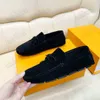 Tasarımcı Erkek Sürüş Ayakkabısı Sürüş Moccasins Loafer Hafif Penny Loafer'lar Slip-On Nefes Alabilir Erkek Günlük Süet Deri Rahat Elbise Ayakkabıları