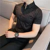 Högkvalitativ Sommar Kortärmad Striped T Shirts För Men Kläder Enkel Lyx Snim Fit Business Casual Formal Wear Blouses 220322