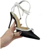 Designer-mode högklackade sandaler 100% läder sommar kvinnor fin häl klackar sko sexig pärla satin kvinnors skor tyg dam diamanter pointe