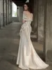 Свадебные платья для без бретелек Сексуальная длина полов маленький задний атласные свадебные платья