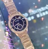 En stock montres à quartz mode femmes horloge 40mm femme fille étudiante populaire plein acier inoxydable diamants gifs de Noël montres-bracelets table dropshipping