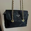 Borsa a tracolla da donna Borsa a tracolla Borsa a mano Borsa a forma di diamante con triangolo con paillettes Lettere di moda Confezione a catena in stile medio antico