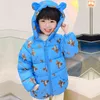 Veste d'hiver Fashion New Bear Cartoon Impression Hooded Warm Down Jacket Garçons Filles 0-7 Age Les deux vêtements pour enfants de haute qualité J220718