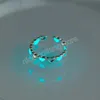 Bague lumineuse coeur creux réglable lueur dans les anneaux de couleur argent foncé pour les femmes amis cadeau discothèque mode fête bijoux anneau