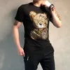 Rhinestones Tshirt Мужчины футболка Унисекс уличная одежда Стройная мужская рубашка с коротким рукавом алмазная инкрустация игрушка плюшевого мишку игрушка плюс размер 220408