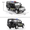 Alta simulação requintada Diecasts Veículos de brinquedo RMZ City Collection Modelo Evoque Luxury SUV 1:36 Alloy Car retirar 220507