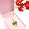 Pendant Necklaces Temperament Butterfly Necklace 18K Gold Green Gemstone Women's Neck Chain Jewelry GiftPendant