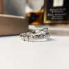 2022 Förlovningsringar lyxring för kvinnor cjeweler moissanite estetik Brandjewelry8 herrar designer bälten t ring par grossist diamant withbox