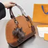 أكياس قذيفة مزخرفة الفاخرة حقائب يدوية للسيدات حقائب مصممة للكتف عالي الجودة محافظ جلدية