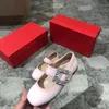 Meninas Sapatos de princesa 2022 moda mary jane vestido de criança sapatos de criança bebês crianças planics brilho shinestone bling couro sapatos de marca
