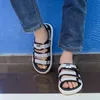 Novos sapatos de verão sandálias de uso duplo praia chinelos casais chinelos de moda casual feminino por atacado