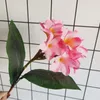 Fleurs décoratives couronnes une soie de soie tige de longue tige frangipani simulation de branche de fleurs plumeria rubra pour les centres de mariage à la maison f8672618