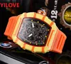 Personnalité Tendance Hommes Couleur Cas Montre 43mm Mouvement À Quartz Mâle Temps Sport Horloge Caoutchouc Souple Silicone Ceinture Populaire Sports Montres Étanches Cadeaux