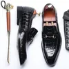 Formele Heren Designer Jurk Schoenen Metalen Gesp Gesneden Leer Hoge Kwaliteit Party Prom Avond Bruiloft Mannen Schoen