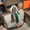 Borsone da viaggio medio Ophidia con manico da viaggio Borsa in pelle super tela beige con strisce rosse verdi Borsa Italia Designer di marca