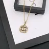 Luxury Designer Double G Letter Pendant Necklaces 18K Gold Plated 12 Crysatl Pearl Rhinestone Sweater Necklace for Women Wedding Party Jewerlry Accessories