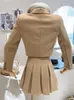 Robes de travail Costume Preppy pour femmes lâches à manches longues uniforme universitaire blazer court chemisier blanc jupe plissée 2022SS ensembles trois piècestravail