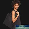 Högkvalitativa vävda kvinnor Tote Shoppingväskor Handgjorda halm axelväska kvinnliga designer handväskor ihåliga handväska dam291z