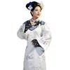 Le donne indossano un elegante abito cheongsam TV Riproduci abiti da spettacolo Costume da principessa della dinastia Qing Abito da teatro con ricamo bianco