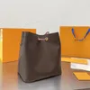 유명한 브랜드 핸드백 럭셔리 디자이너 가방 패션 여성 어깨 버킷 백 클래식 크로스 바디 메신저 지갑 25cm