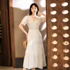 Robes décontractées 2022 Summer Femmes Robe Col V Vintage Slim Femme Manches courtes Vacances Boho Beach Robes Femme Robe WPY2596