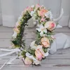 Corona di fiori artificiali per ragazze Fascia per capelli Accessori per capelli da sposa Copricapo da donna Ghirlanda floreale Copricapo di fiori da sposa