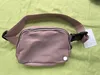 Ll utomhusväskor Fanny Pack Women Purses Pocket Chest Påsar Travel Telefon saker säckar handväskor som kör midjeväska vattentät adj1269432