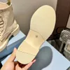 Botas cortas de diseñador superior para mujer, botines militares de combate de cuero, botas Martin con cordones y parte inferior plana para motociclista