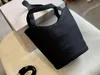 2022 Damen-Eimertasche mit Kordelzug in Schwarz, Unisex, Gelb, Hangbags, hochwertige Handtasche, neue Segeltuch-Umhängetasche, Designer-Umhängetasche, Eimerform mit gebogener Oberseite