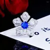 Anneaux de mariage de haute qualité fleur de luxe plein pavé brillant cristal zircon charme camélia bijoux pour femmes fête cadeaux de Noëlmariage