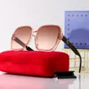 Gafas de sol de diseñador Mujeres Hombres Moda clásica Gafas de sol Polaroid Playa al aire libre Conducción UV400 Protección Gafas 4 colores con Bo275w