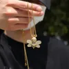 Hip Hop cubique zircone pavé Bling glacé solide abeille pendentifs collier pour hommes femmes mode bijoux goutte colliersPendan